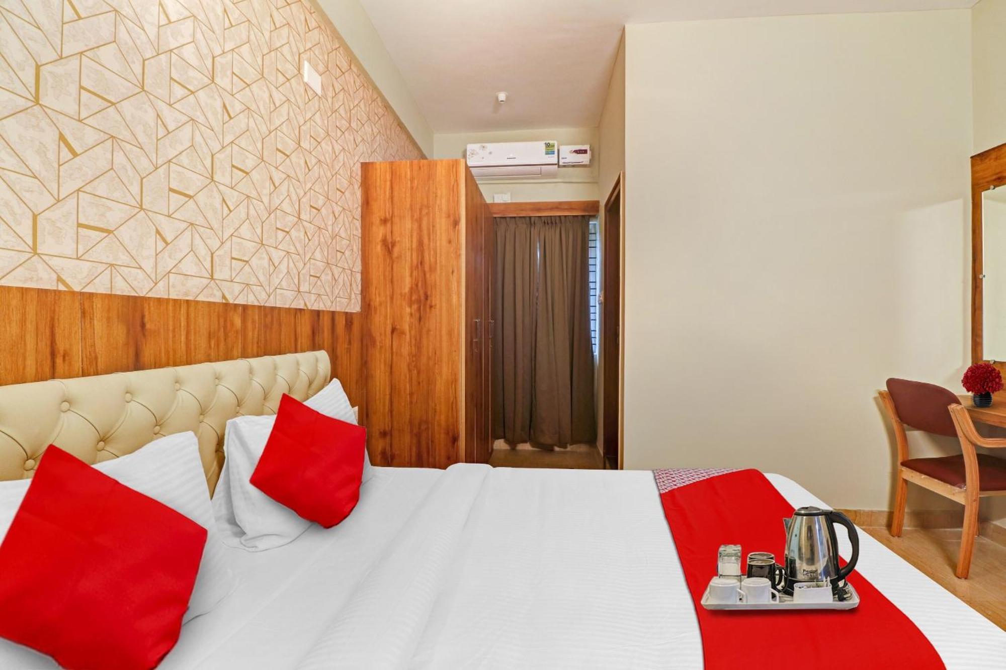 Super Collection O Global Stay Near Kengeri Bus Terminal Metro Station Бангалор Экстерьер фото
